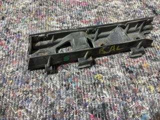 bontott VW PASSAT B5 Bal hátsó Oldal Lökhárító Tartó (Műanyag)