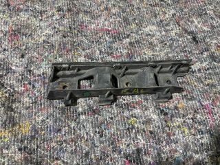 bontott VW PASSAT B5 Bal hátsó Oldal Lökhárító Tartó (Műanyag)