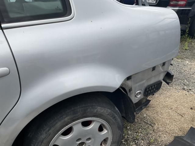bontott VW PASSAT B5 Bal hátsó Sárvédő