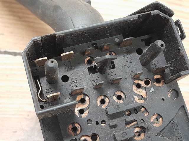 bontott VW PASSAT B5 Bal Kormánykapcsoló Irányjelző