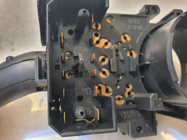 bontott VW PASSAT B5 Bal Kormánykapcsoló Irányjelző