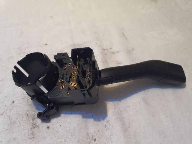 bontott VW PASSAT B5 Bal Kormánykapcsoló Irányjelző