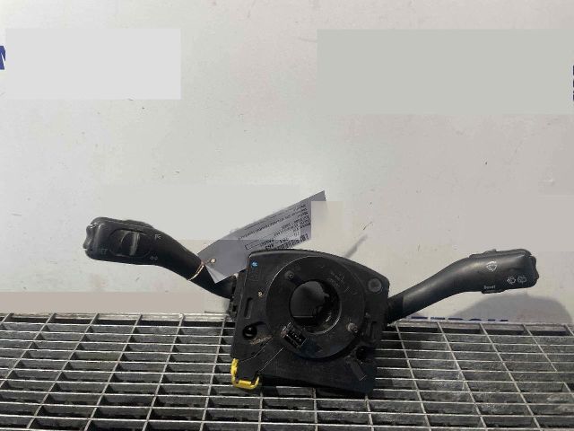 bontott VW PASSAT B5 Bal Kormánykapcsoló Irányjelző