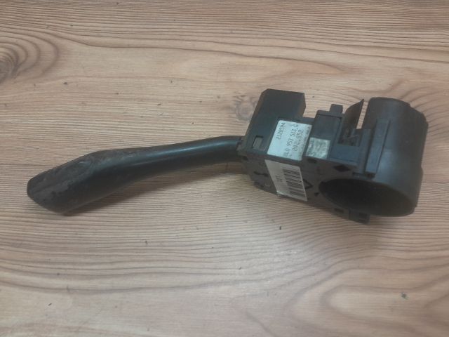 bontott VW PASSAT B5 Bal Kormánykapcsoló Irányjelző