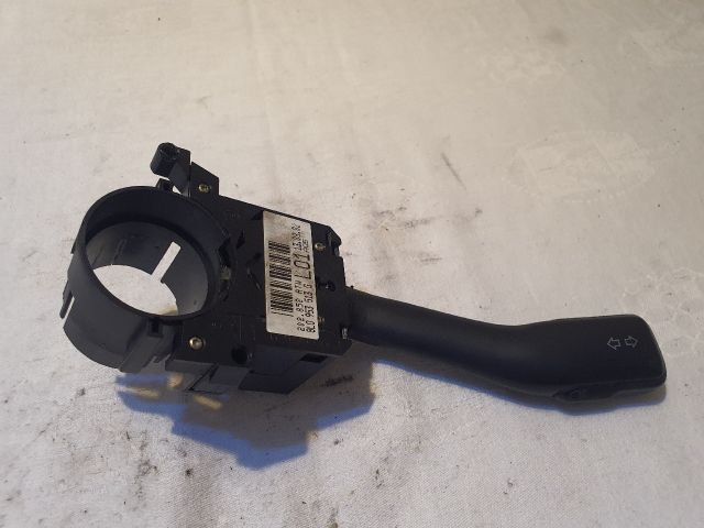 bontott VW PASSAT B5 Bal Kormánykapcsoló Irányjelző