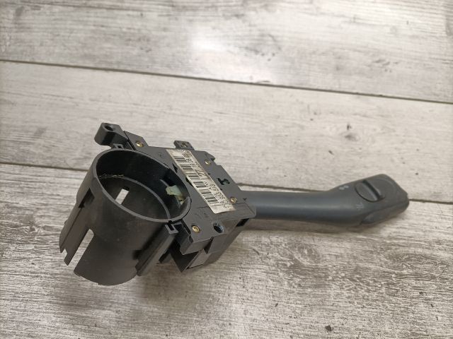 bontott VW PASSAT B5 Bal Kormánykapcsoló Irányjelző