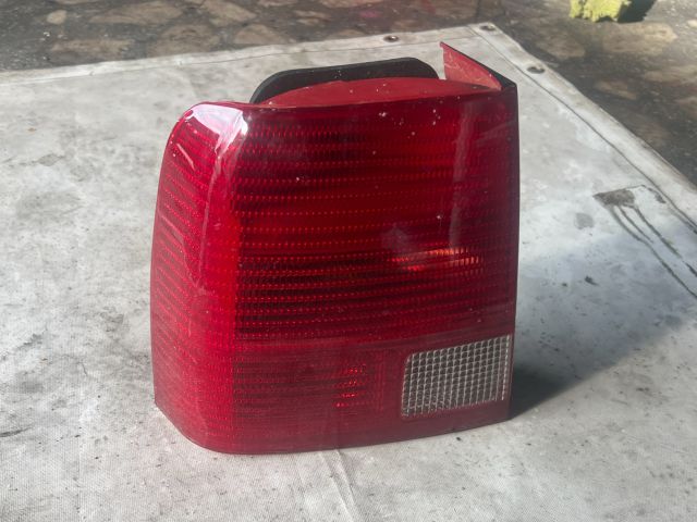 bontott VW PASSAT B5 Bal Külső Hátsó Lámpa