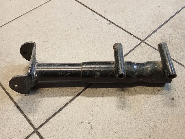 bontott VW PASSAT B5 Bal Lökhárító Tartó Nyúlványvég