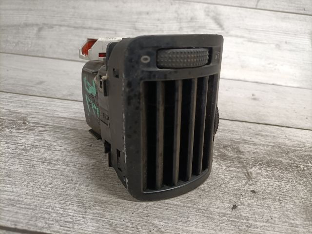 bontott VW PASSAT B5 Bal Szellőző