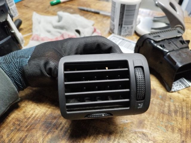 bontott VW PASSAT B5 Bal Szellőző