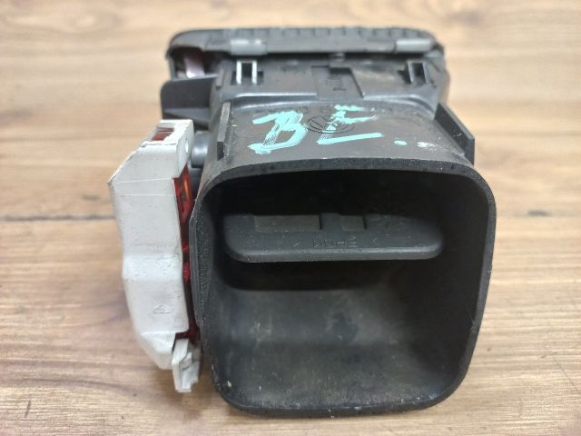 bontott VW PASSAT B5 Bal Szellőző