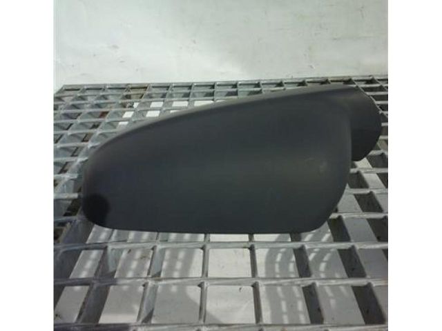 bontott VW PASSAT B5 Bal Visszapillantó Tükör Burkolat