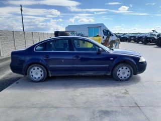 bontott VW PASSAT B5 Bal Visszapillantó Tükör (Elektromos)