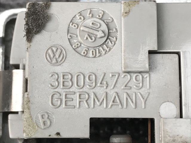 bontott VW PASSAT B5 Beltér Világítás Első