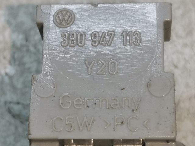 bontott VW PASSAT B5 Beltér Világítás Első