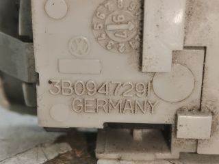 bontott VW PASSAT B5 Beltér Világítás Hátsó