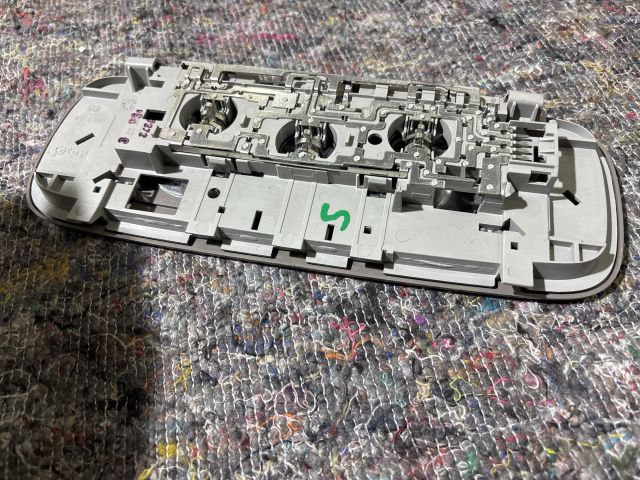 bontott VW PASSAT B5 Beltér Világítás Hátsó