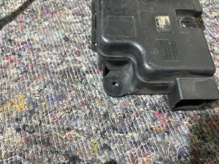 bontott VW PASSAT B5 Biztosítéktábla Doboz