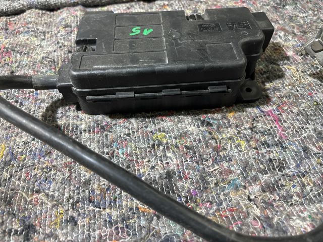 bontott VW PASSAT B5 Biztosítéktábla Doboz