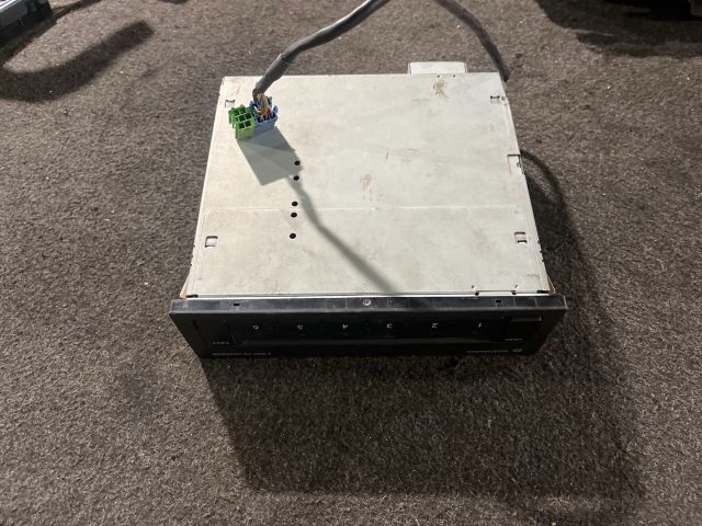 bontott VW PASSAT B5 CD / DVD Tár