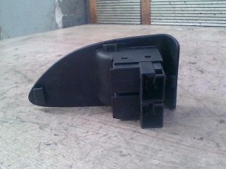 bontott VW PASSAT B5 Csomagtér Nyitó Kar / Gomb