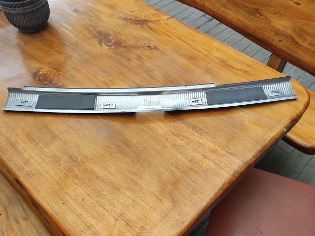 bontott VW PASSAT B5 Csomagtérajtó Burkolat (Részeivel)