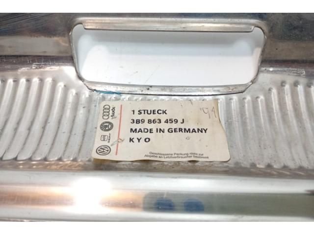 bontott VW PASSAT B5 Csomagtérajtó Díszléc