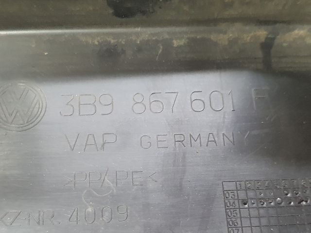 bontott VW PASSAT B5 Csomagtérajtó Kárpit