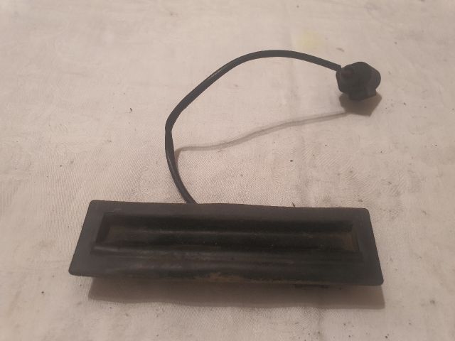 bontott VW PASSAT B5 Csomagtérajtó Kilincs