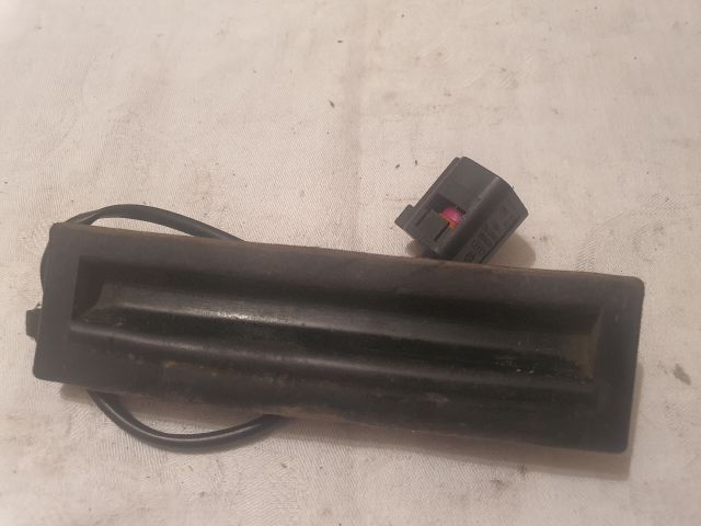 bontott VW PASSAT B5 Csomagtérajtó Kilincs