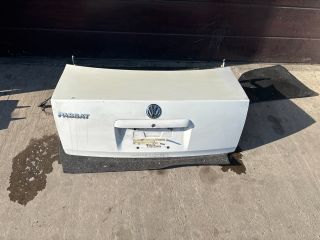 bontott VW PASSAT B5 Csomagtérajtó (Részeivel)