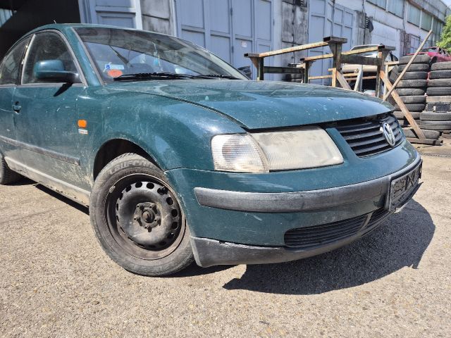 bontott VW PASSAT B5 Csomagtérajtó (Részeivel)