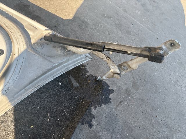 bontott VW PASSAT B5 Csomagtérajtó (Részeivel)