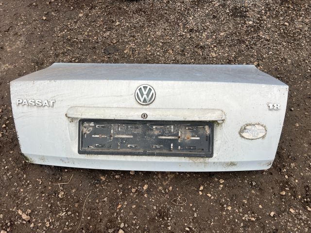 bontott VW PASSAT B5 Csomagtérajtó (Üres lemez)