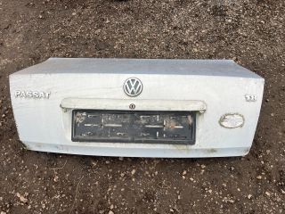 bontott VW PASSAT B5 Csomagtérajtó (Üres lemez)