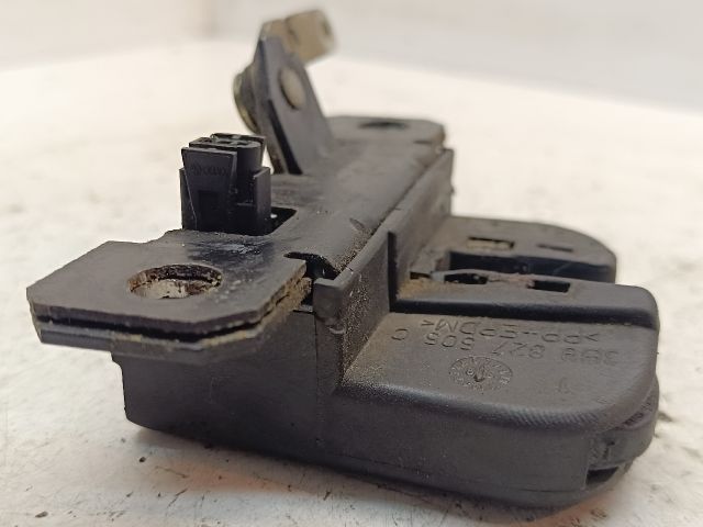 bontott VW PASSAT B5 Csomagtérajtó Zárszerkezet