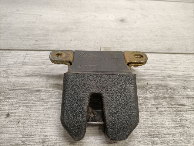 bontott VW PASSAT B5 Csomagtérajtó Zárszerkezet