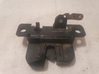 bontott VW PASSAT B5 Csomagtérajtó Zárszerkezet