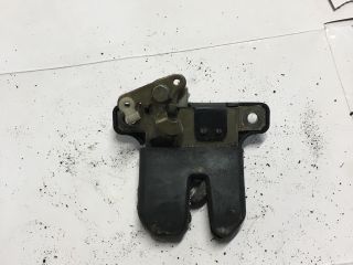 bontott VW PASSAT B5 Csomagtérajtó Zárszerkezet