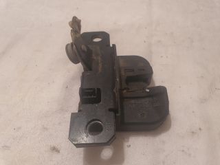 bontott VW PASSAT B5 Csomagtérajtó Zárszerkezet