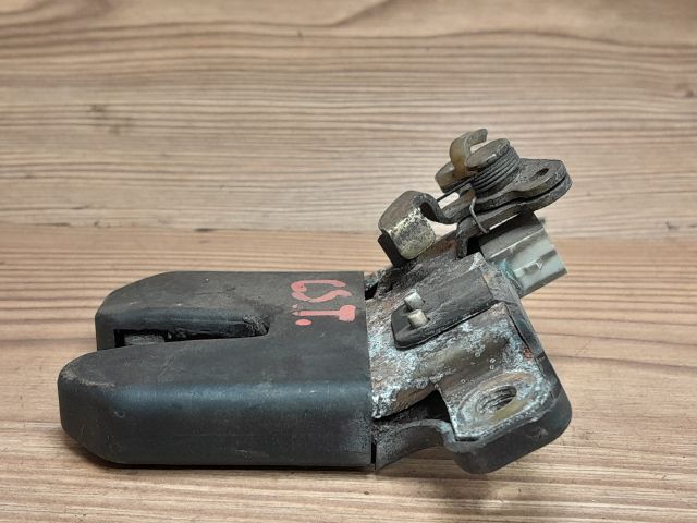 bontott VW PASSAT B5 Csomagtérajtó Zárszerkezet