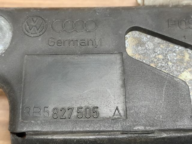 bontott VW PASSAT B5 Csomagtérajtó Zárszerkezet