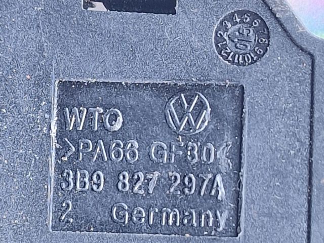 bontott VW PASSAT B5 Csomagtérajtó Zárszerkezet