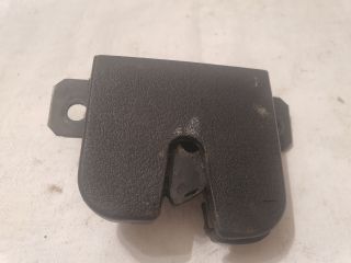 bontott VW PASSAT B5 Csomagtérajtó Zárszerkezet