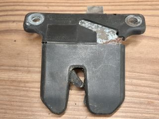 bontott VW PASSAT B5 Csomagtérajtó Zárszerkezet