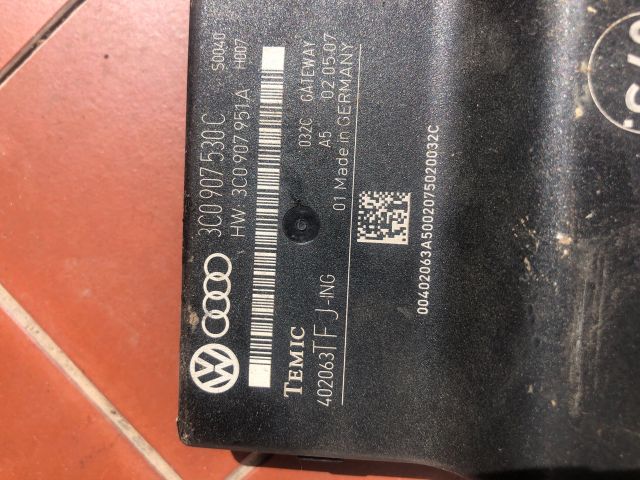 bontott VW PASSAT B5 Elektronika (Magában)