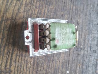 bontott VW PASSAT B5 Előtét Ellenállás Fűtőmotor