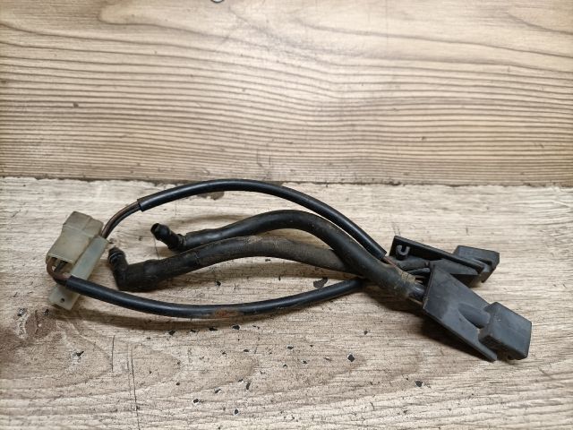 bontott VW PASSAT B5 Első Ablakmosó Fúvóka