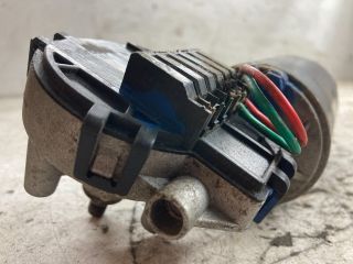bontott VW PASSAT B5 Első Ablaktörlő Motor