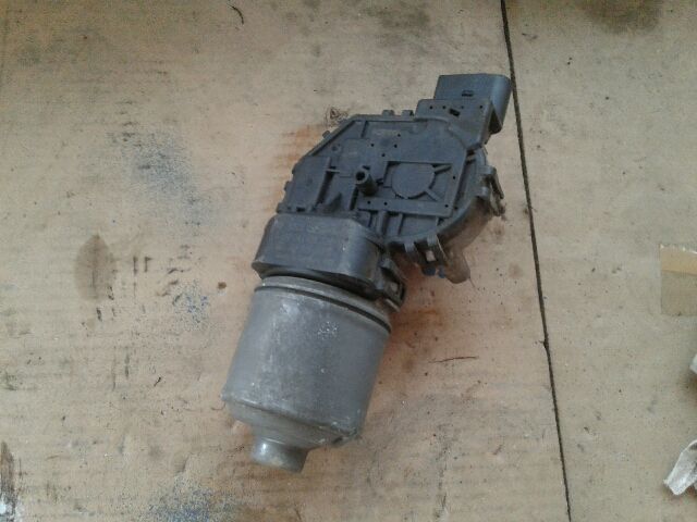 bontott VW PASSAT B5 Első Ablaktörlő Motor